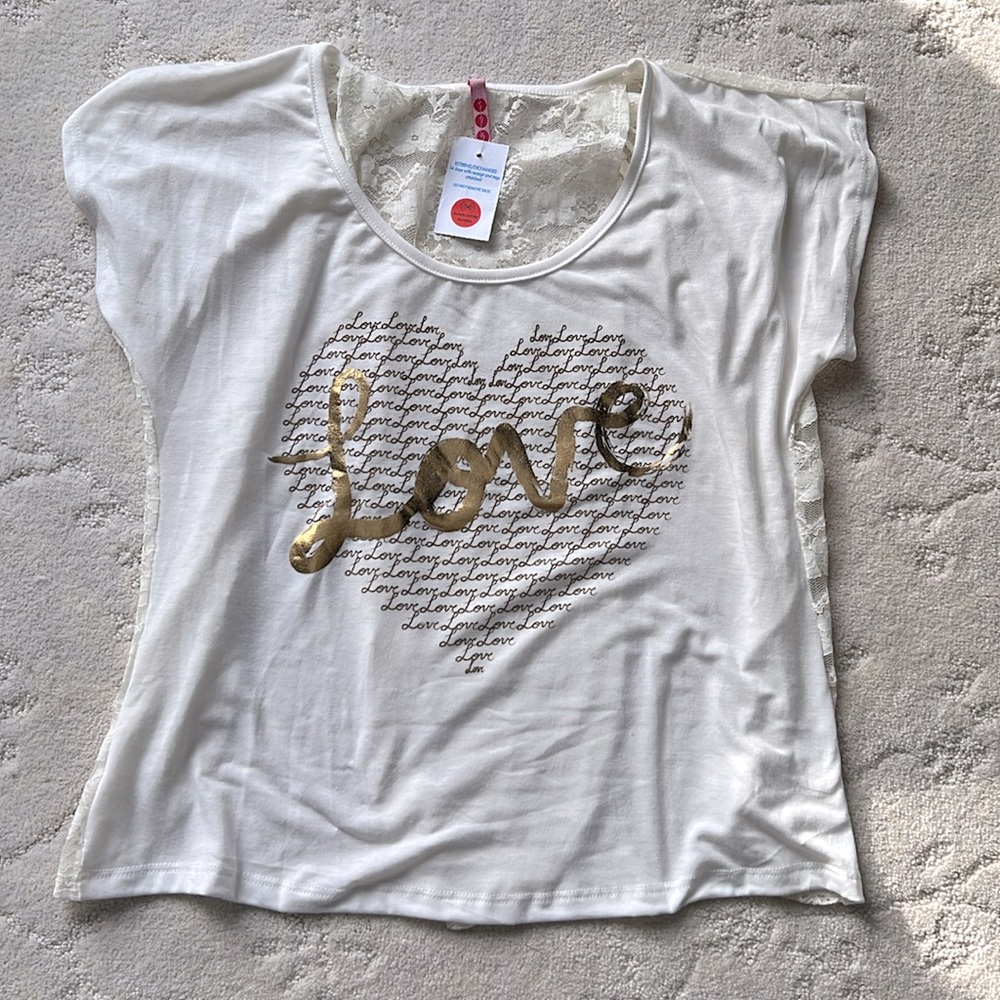 Cream Gold Metallic Heart,  “Love” LACE Back Short Sleeve Tshirt, NWT, Juniors M